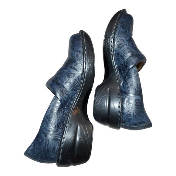 GH Bass & Co Womens Sheena Blue & Black Floral Embossed Tooled Clog Shoe Sz 9.5M - Picture 7 of 14